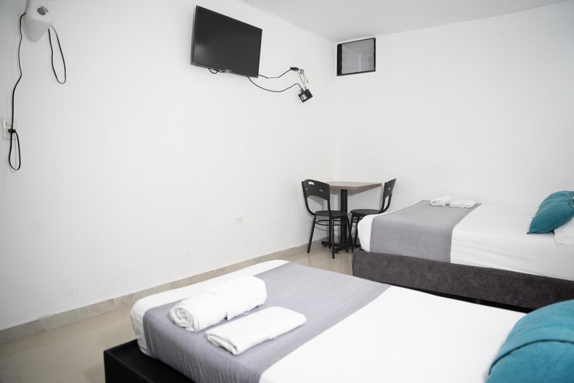 Hotel Laureles De Aburra Medellín Exteriör bild