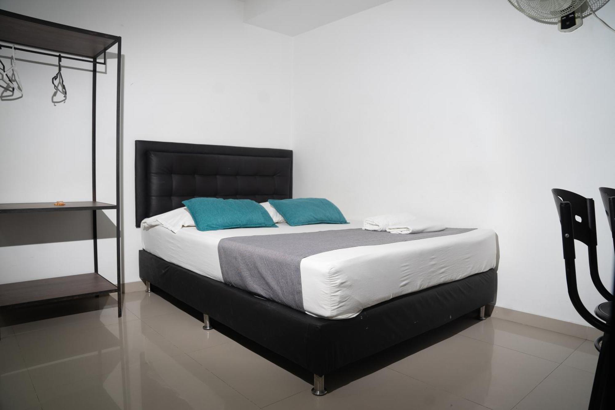 Hotel Laureles De Aburra Medellín Exteriör bild