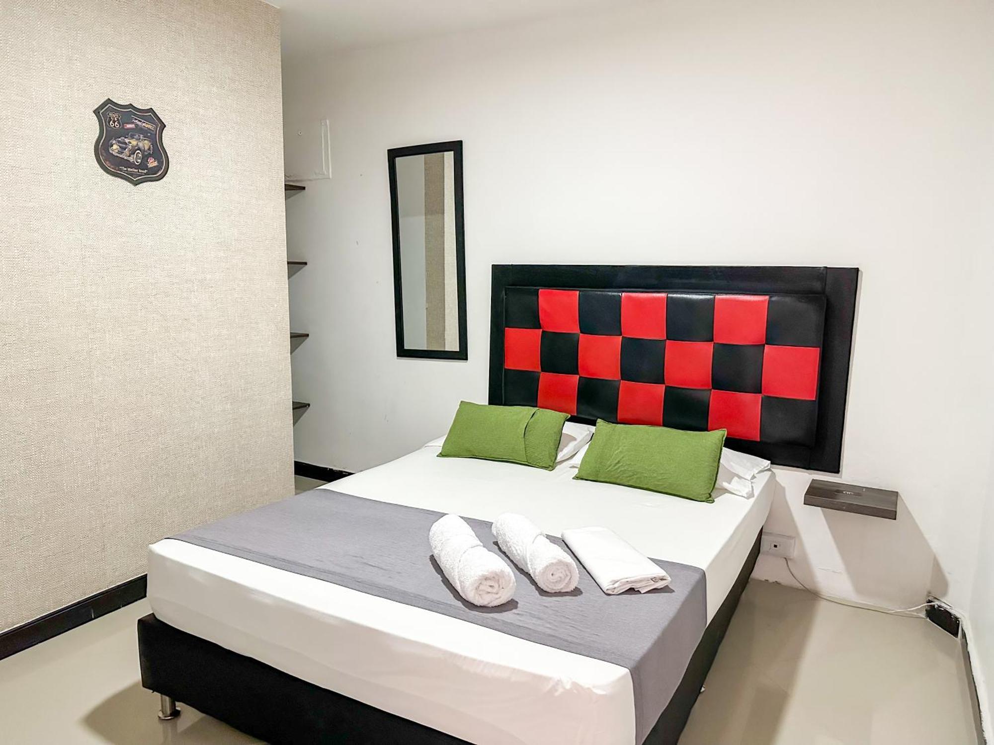Hotel Laureles De Aburra Medellín Exteriör bild